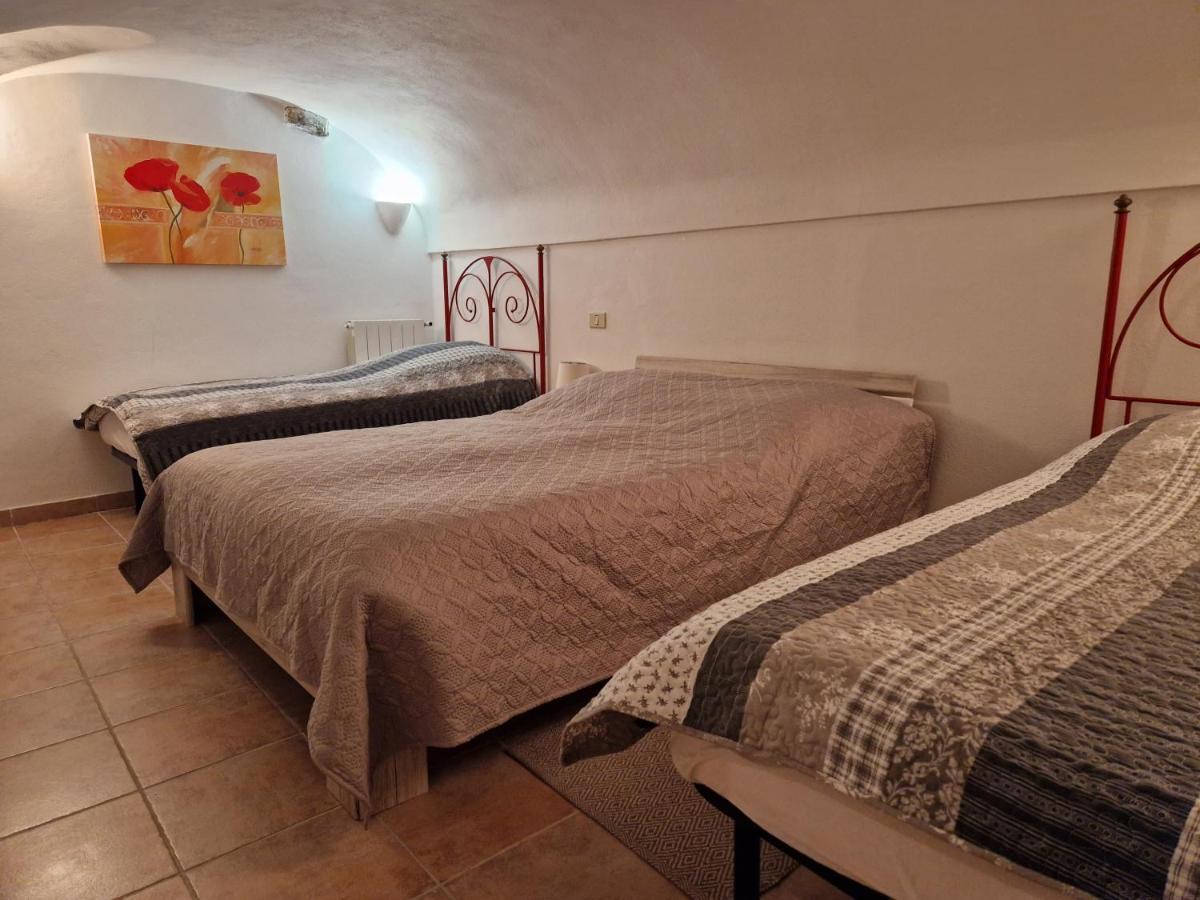 Apartmán Casa Del Gufo Perinaldo Exteriér fotografie